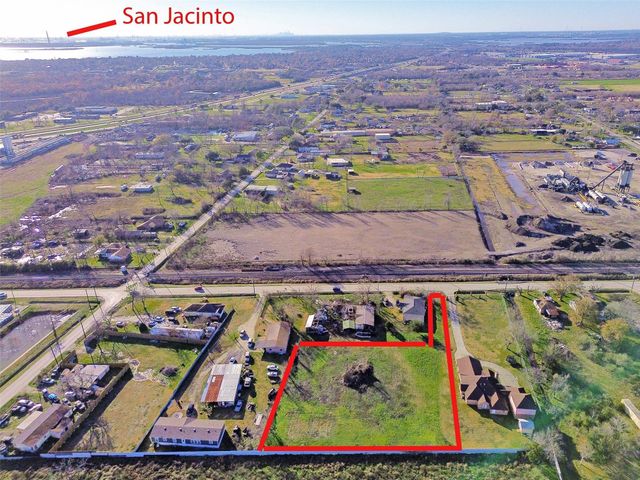5410 Wade Road, Baytown, TX 77521
