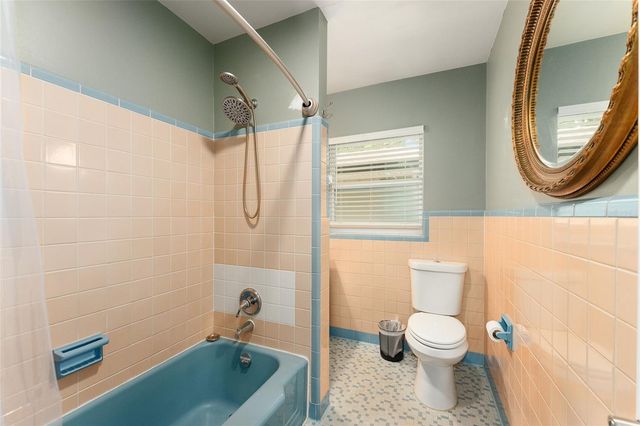 3826 SW 2ND AVENUE, Gainesville, FL 32607