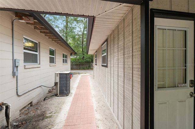 3826 SW 2ND AVENUE, Gainesville, FL 32607