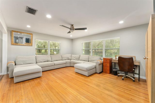 3826 SW 2ND AVENUE, Gainesville, FL 32607