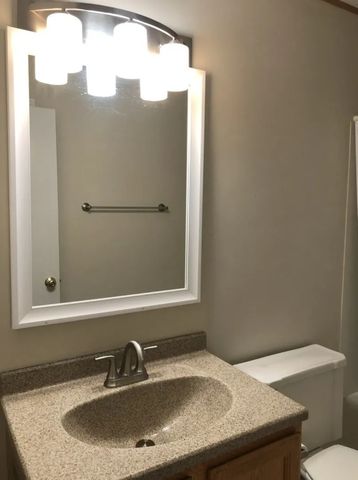 1911 Dewes Street 1911, Glenview, IL 60025