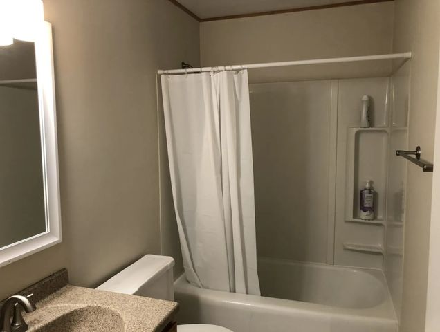 1911 Dewes Street 1911, Glenview, IL 60025