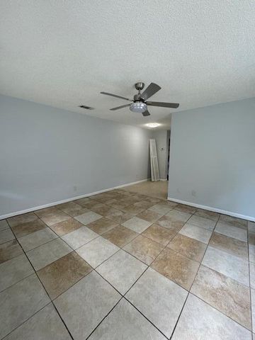 127 Pineda Street, Cocoa, FL 32922