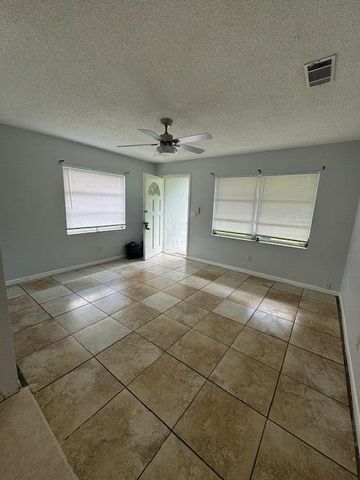 127 Pineda Street, Cocoa, FL 32922