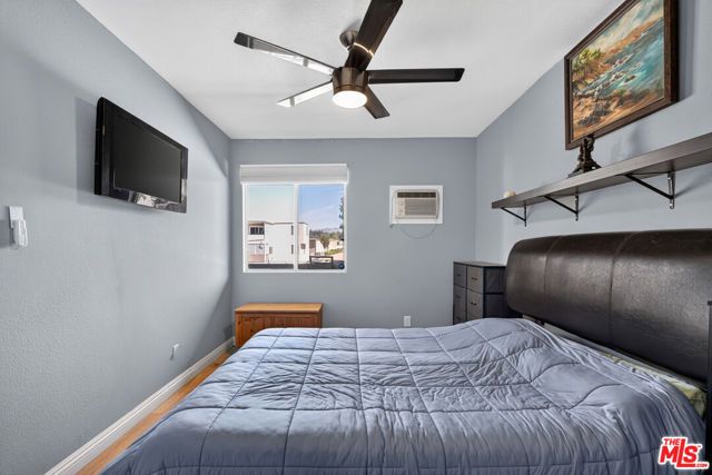 21801 Roscoe Boulevard 205, Los Angeles, CA 91304