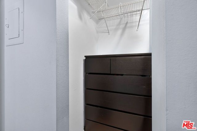 21801 Roscoe Boulevard 205, Los Angeles, CA 91304