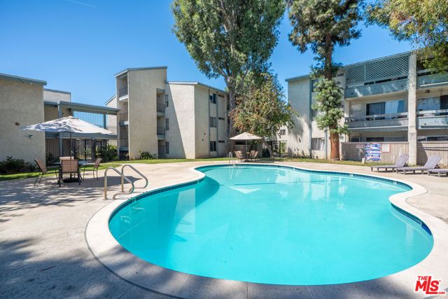 21801 Roscoe Boulevard 205, Los Angeles, CA 91304