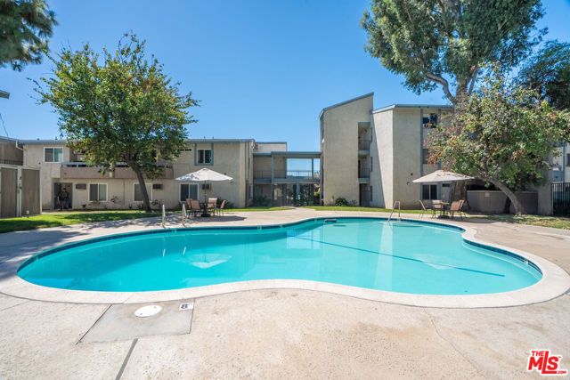 21801 Roscoe Boulevard 205, Los Angeles, CA 91304