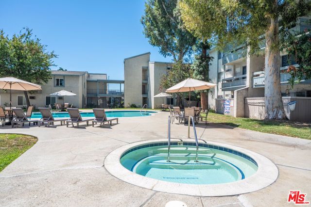 21801 Roscoe Boulevard 205, Los Angeles, CA 91304