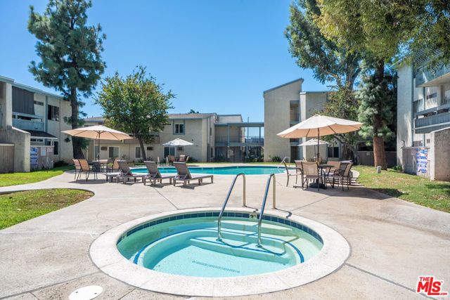 21801 Roscoe Boulevard 205, Los Angeles, CA 91304