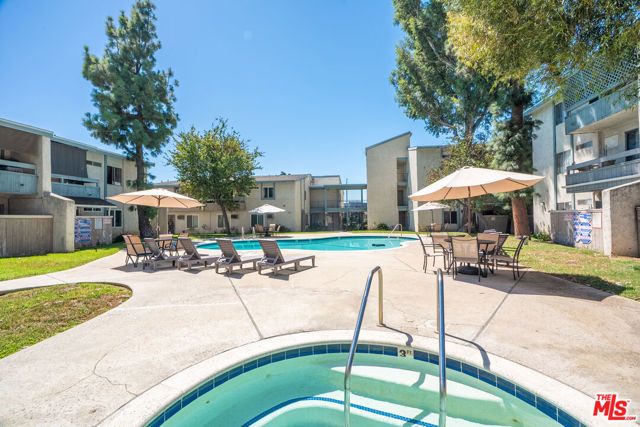 21801 Roscoe Boulevard 205, Los Angeles, CA 91304