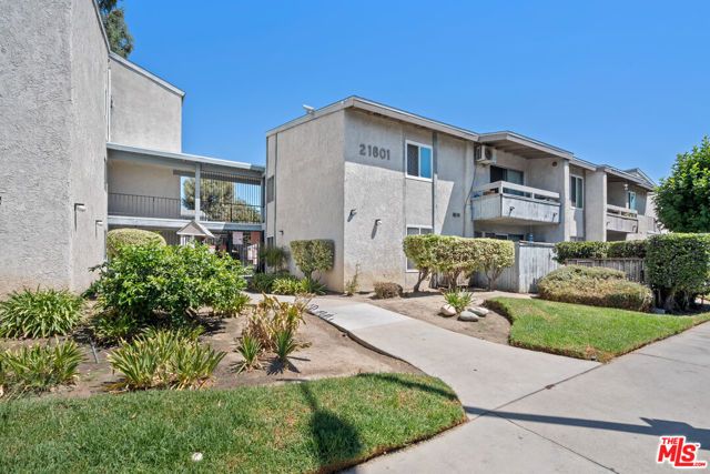 21801 Roscoe Boulevard 205, Los Angeles, CA 91304