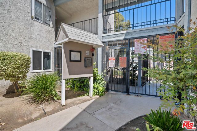 21801 Roscoe Boulevard 205, Los Angeles, CA 91304