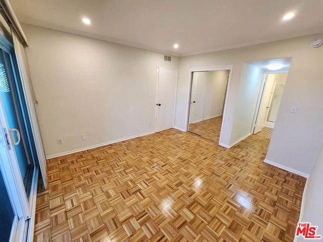 6342 Morse Avenue 309, North Hollywood, CA 91606