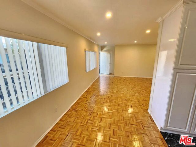 6342 Morse Avenue 309, North Hollywood, CA 91606