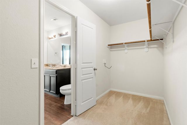 6650 Atlasridge Drive, Houston, TX 77048