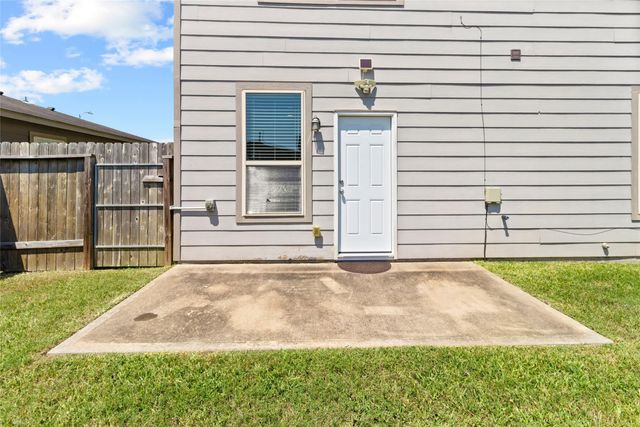 6650 Atlasridge Drive, Houston, TX 77048