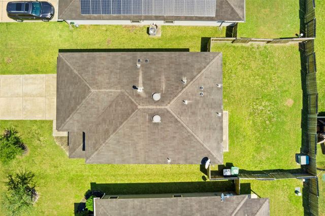 6650 Atlasridge Drive, Houston, TX 77048