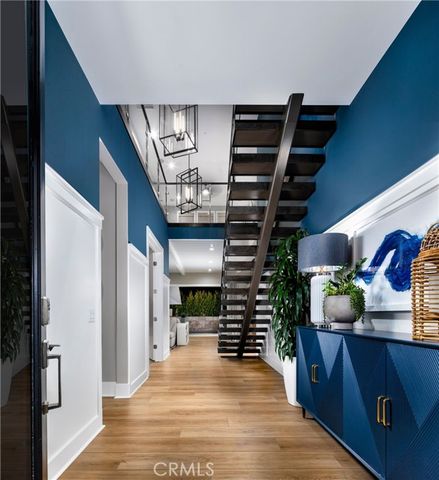 120 Chapman, Lake Forest (el Toro), CA 92630