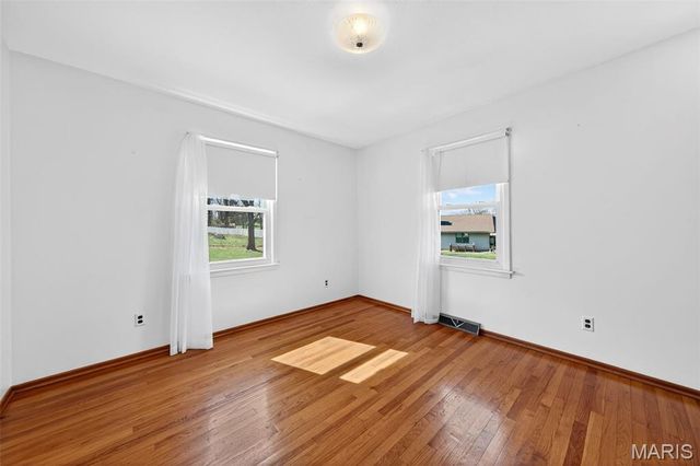 282 Diekamp Lane, St Charles, MO 63303