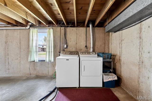 282 Diekamp Lane, St Charles, MO 63303