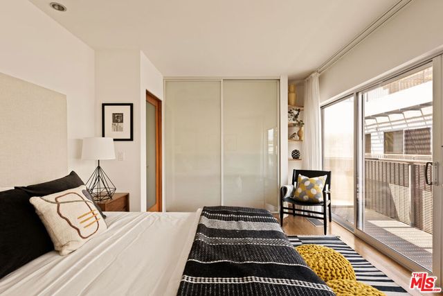 619 San Juan Avenue B, Venice, CA 90291