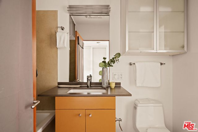 619 San Juan Avenue B, Venice, CA 90291