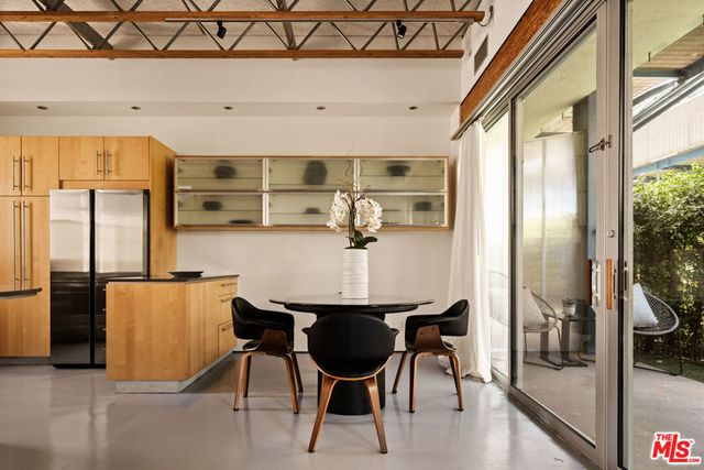 619 San Juan Avenue B, Venice, CA 90291