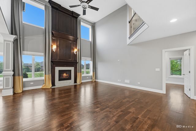 23296 Sunburst Point, Frankfort, IL 60423