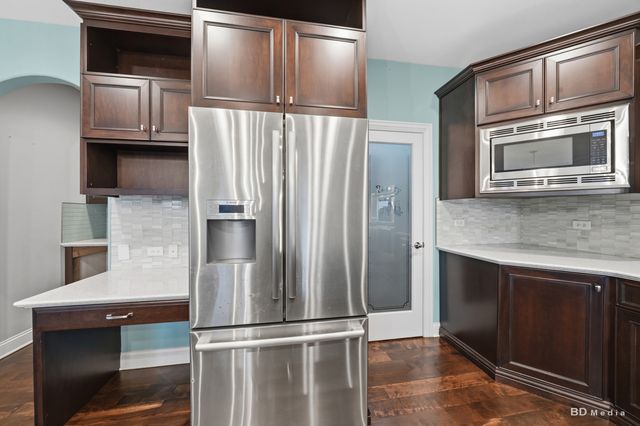 23296 Sunburst Point, Frankfort, IL 60423