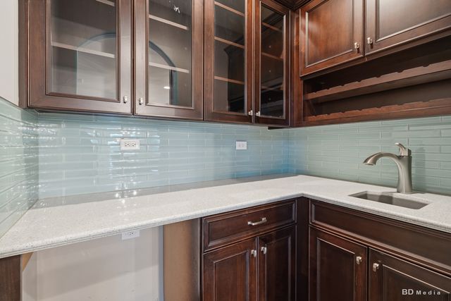 23296 Sunburst Point, Frankfort, IL 60423
