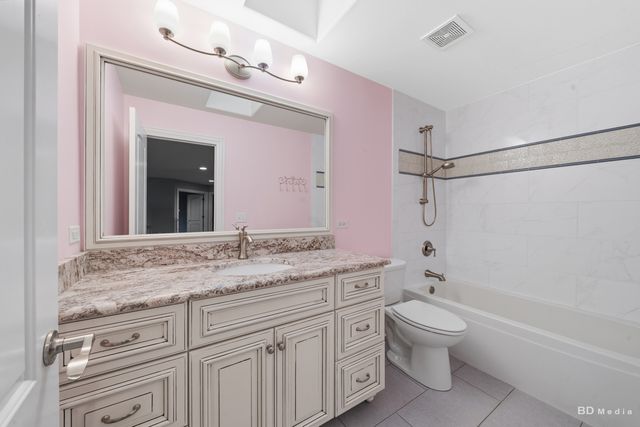 23296 Sunburst Point, Frankfort, IL 60423