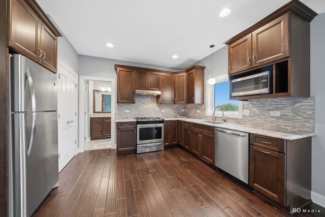 23296 Sunburst Point, Frankfort, IL 60423