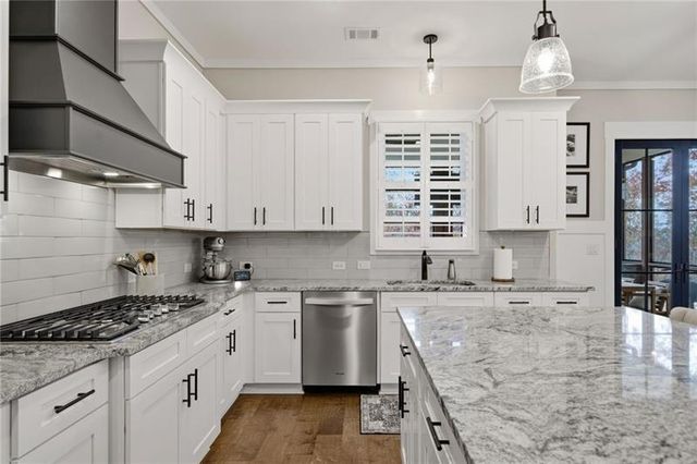 115 Brighton Road, Ball Ground, GA 30107