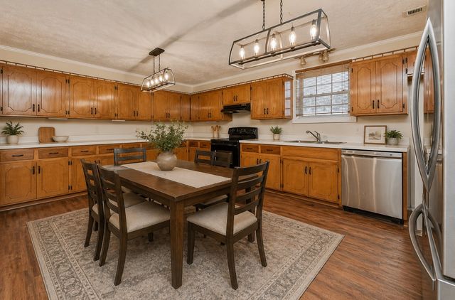 10112 Old Highway 46, Bon Aqua, TN 37025