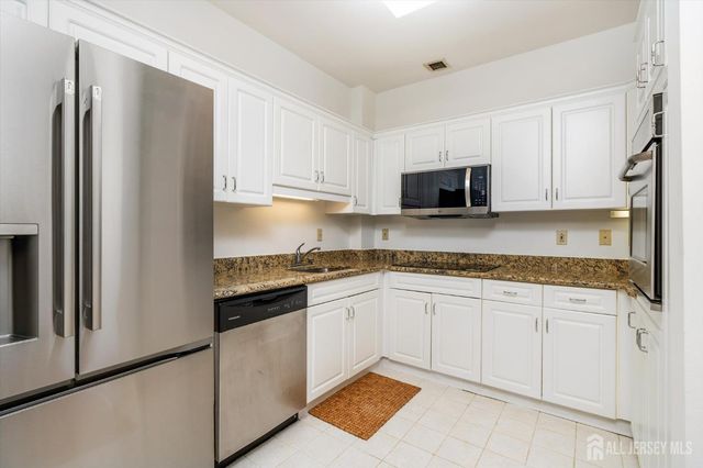 2141 Windrow Drive, Plainsboro, NJ 08540