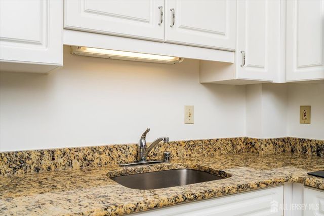 2141 Windrow Drive, Plainsboro, NJ 08540