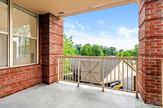 2141 Windrow Drive, Plainsboro, NJ 08540