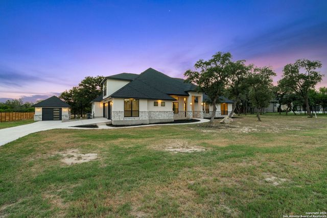 486 James, Castroville, TX 78009