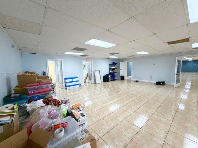 120 SW 70th Avenue, Pembroke Pines, FL 33023