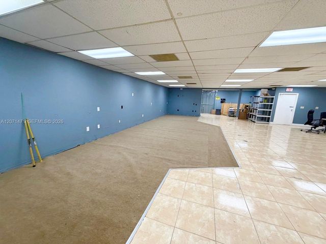 120 SW 70th Avenue, Pembroke Pines, FL 33023