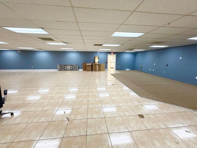 120 SW 70th Avenue, Pembroke Pines, FL 33023