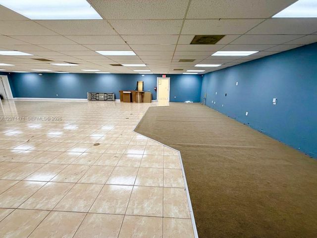 120 SW 70th Avenue, Pembroke Pines, FL 33023