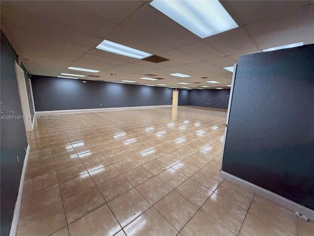 120 SW 70th Avenue, Pembroke Pines, FL 33023