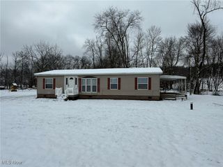 4538 Yackey Drive NW, Strasburg, OH 44680