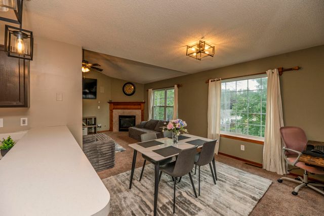 1504 WAR ADMIRAL DR, Columbia, MO 65202