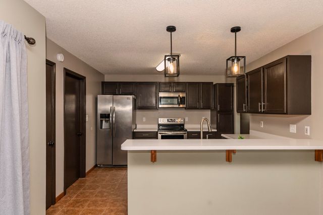 1504 WAR ADMIRAL DR, Columbia, MO 65202