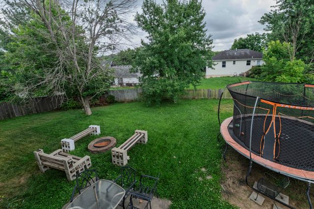 1504 WAR ADMIRAL DR, Columbia, MO 65202