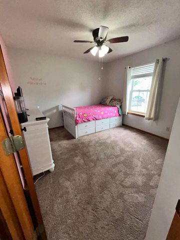 1504 WAR ADMIRAL DR, Columbia, MO 65202