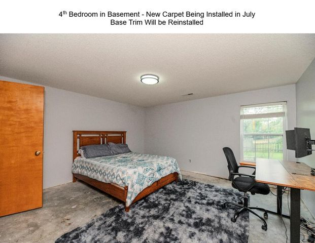 1504 WAR ADMIRAL DR, Columbia, MO 65202